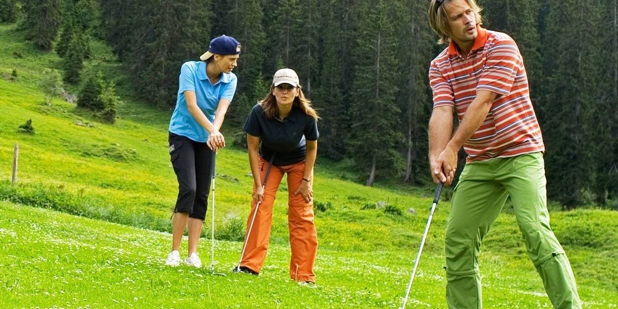 sommer-pauschal-angebot-urlaub-mit-golfen-im-hotel-alpenland-in-lech-am-arlberg12